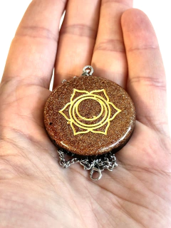 Dije Orgonita Chakra Svadhishthana o Sacro de Cuarzo Cristal, Turmalina, Pirita y Hierro en internet
