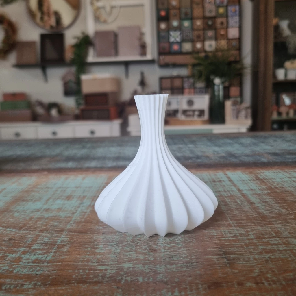 Meio Vaso Miniatura 3D 01