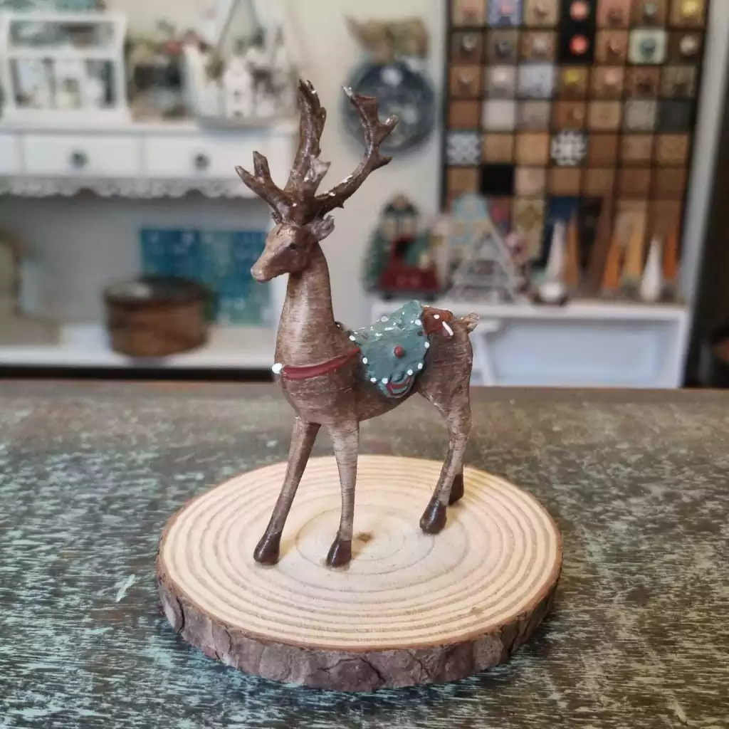 Rena Miniatura Cru