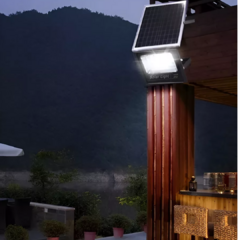 REFLECTOR CON PANEL SOLAR en internet