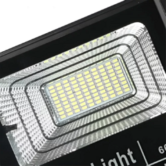 REFLECTOR CON PANEL SOLAR - comprar online