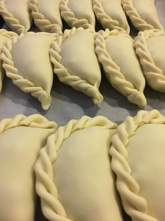 Empanadas de bondiola braceada x docena