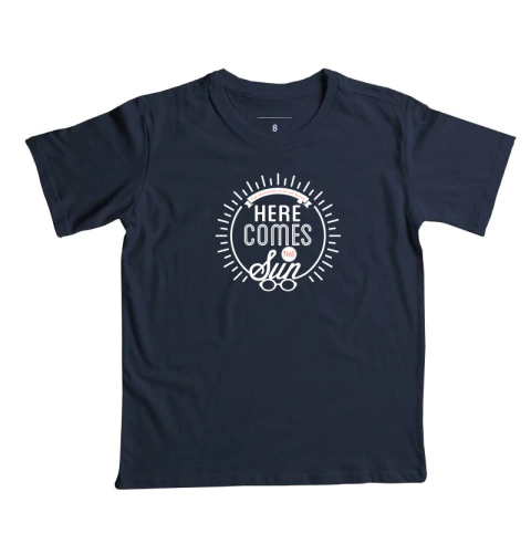 Camiseta Infantil Here Comes the Sun. Qualidade e Durabilidade. na internet