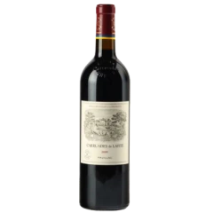Garrafa de Vinho Carruades de Lafite 2009, com rótulo detalhando a safra e a região de Pauillac.