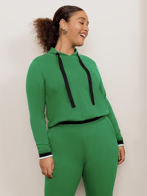 MOLETOM EM BODYCON PLUS SIZE