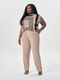 CALÇA ALFAIATARIA COMFY PLUS SIZE - Maria Flor Moda Plus Size
