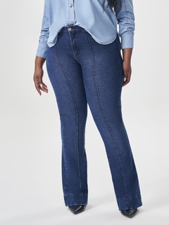CALÇA BOOT CUT PLUS SIZE - comprar online