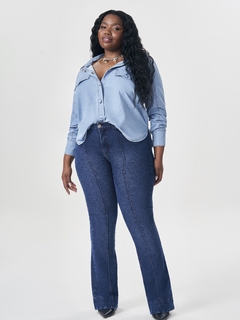 CALÇA BOOT CUT PLUS SIZE na internet