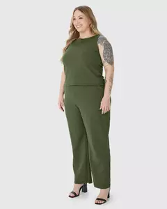 CALÇA RETA PLUS SIZE na internet