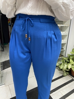 CALÇA EM VISCOSE SARJADA PLUS SIZE - comprar online