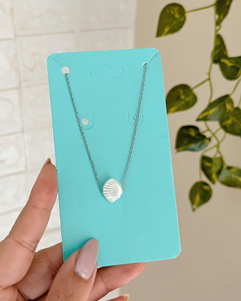 Colar concha em aço inoxidável - comprar online