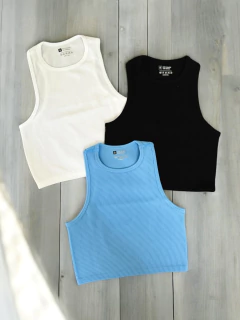 MUSCULOSA EVA CELESTE en internet