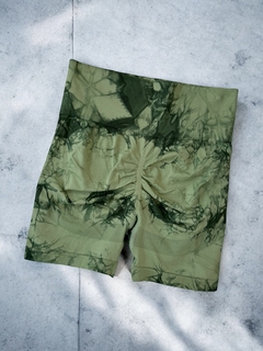 SHORT BATIK VERDE