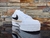 Nike Sportswear en Swoosh Black en internet