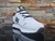 New Balance 999 en Blanco con Negro en internet