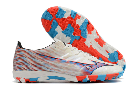 Chuteira Mizuno Society Branca com detalhes vermelho e azul