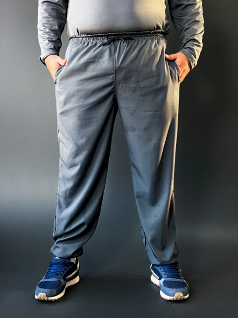 Calça Jogger Elastic Chumbo - Plus - comprar online