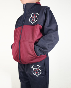 CAMPERA DEPORTIVA INSTITUTO JCP - NIÑO - en internet