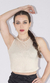 Luna crop top beige con brillo dorado en internet
