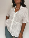 Camisa bordada con flores