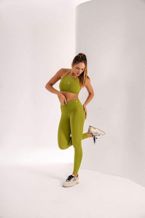 Conjunto Yasmin - Verde Oliva - comprar online
