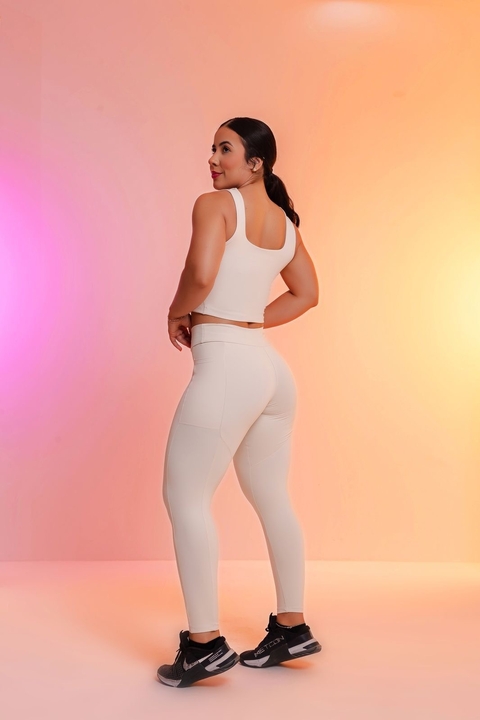Conjunto Larissa - Off White - comprar online