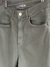 CALÇA RETA JEANS VERDE MILITAR CINTURA ALTA - Cabidaria Brechó