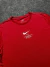 Imagem do CAMISETA NIKE SWOOSH BY NIKE - VERMELHO