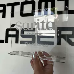 Cartel con logo
