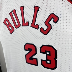 Regata Chicago Bulls Retrô 16/17 M&N - loja online
