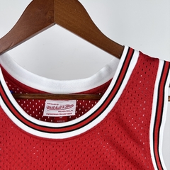 Regata Chicago Bulls Retrô 16/17 M&N