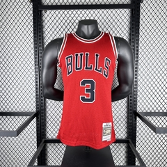 Regata Chicago Bulls Retrô 16/17 M&N na internet