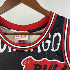 Regata Retrô Chicago Bulls Preta 97/98 M&N