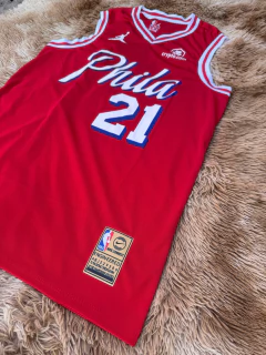 Imagem do Regata Premium Pronta Entrega Philadelphia Vermelha