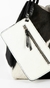 Cartera Pamplona pelo negro y blanco en internet