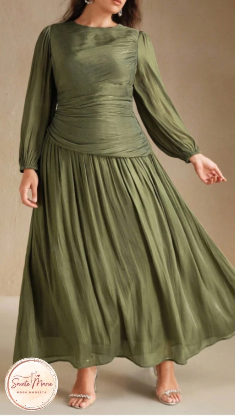 Imagem do Vestido Longo Plissado Brilhante - PLUS SIZE