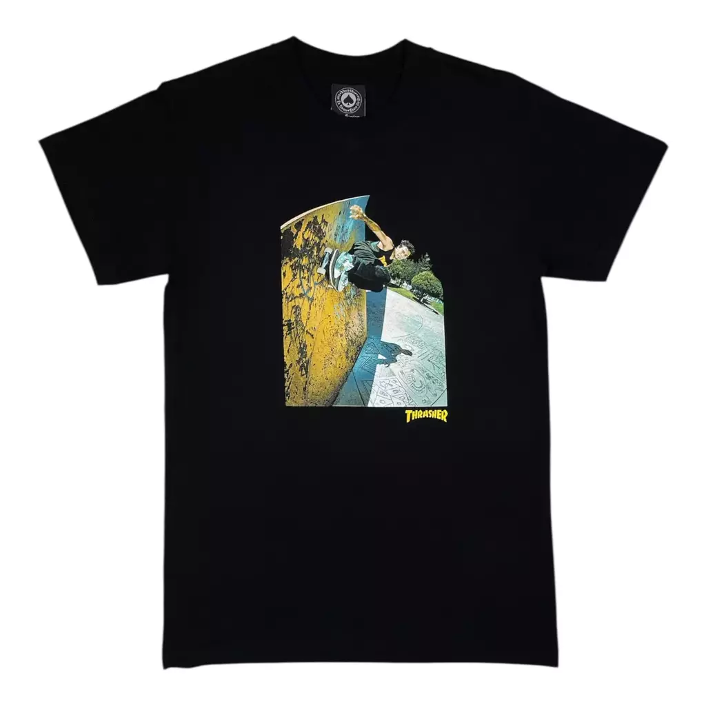 Remera Thrasher Mic E Walrise
