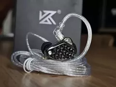 AM16 + ESTUCHE KZ - comprar en línea