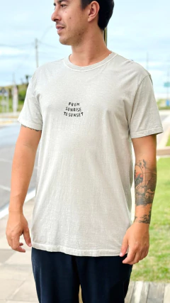 Camiseta gelo container na internet