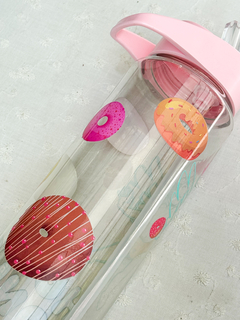 Botella Holy Donut con sorbete en internet