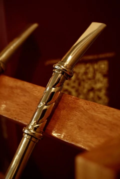 Bombillón Tonga con doble aro cincelada 9mm - Tongamates