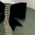 Broche Laço de Veludo com Strass