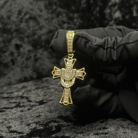 PINGENTE CRUZ CRAVEJADO - M (até 8mm)