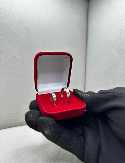 PAR DE ALIANÇAS ABAULADO 4 MM - PRATA 925