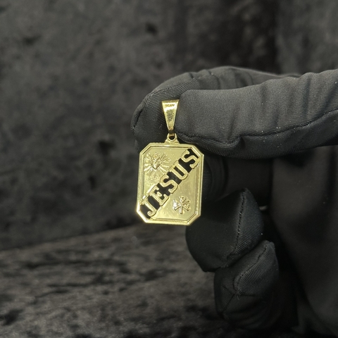 PINGENTE PLACA ESCRITA JESUS- P (até 4mm)