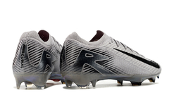 CHUTEIRA NIKE VAPOR 16 RISING na internet