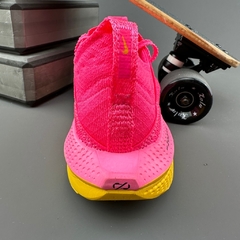 TÊNIS NIKE ALPHAFLY ROSA na internet