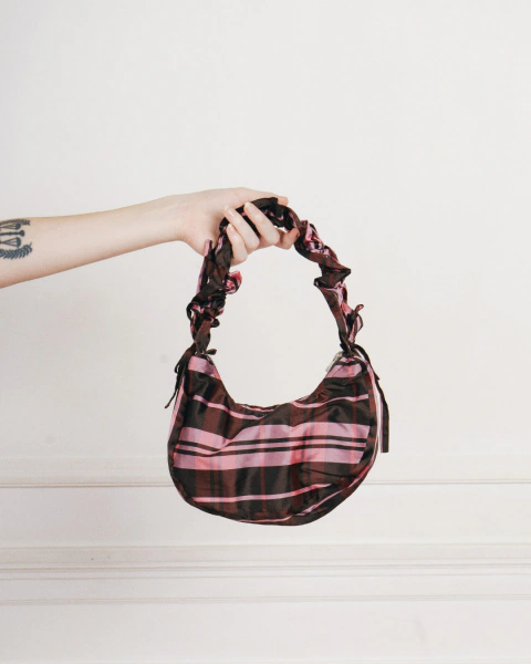 Cartera Amuleto