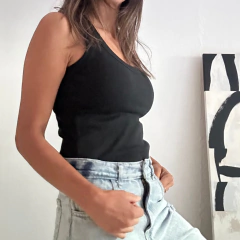 Imagen de MUSCULOSA VENECIA