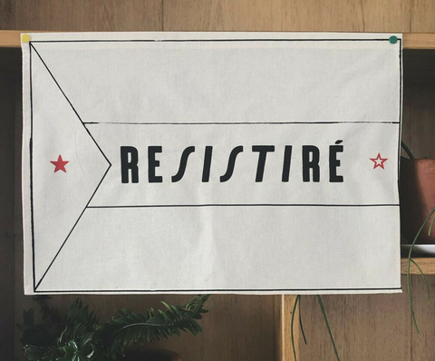 Bandera Resistiré
